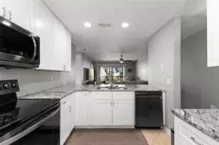 3001 58th Ave S, Saint Petersburg, FL 33712 - Photo 6