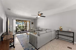 3001 58th Ave S, Saint Petersburg, FL 33712 - Photo 8