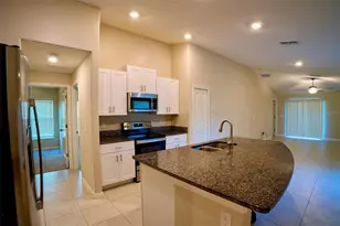 13351 Willow Bluestar Loop, Riverview, FL 33579 - Photo 4