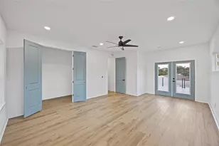 3317 W Napoleon Ave, Tampa, FL 33611 - Photo 28