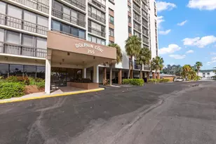 255 Dolphin Point, Clearwater Beach, FL 33767 - Photo 2