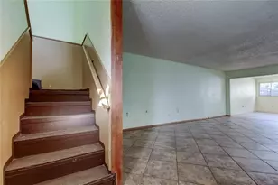 965 Whitman Dr, Sarasota, FL 34243 - Photo 12