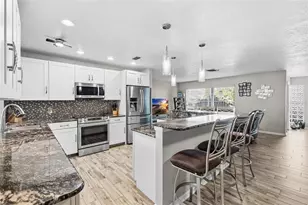 6801 15th St S, Saint Petersburg, FL 33705 - Photo 12