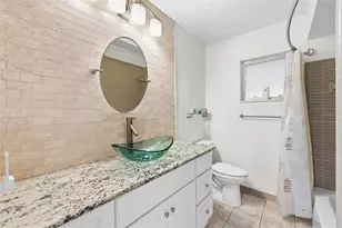 6801 15th St S, Saint Petersburg, FL 33705 - Photo 22