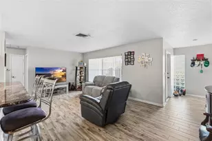 6801 15th St S, Saint Petersburg, FL 33705 - Photo 6