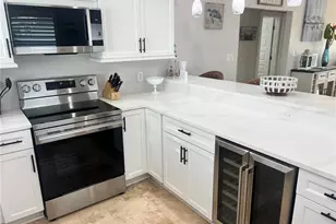 6020 Midnight Pass Rd, Sarasota, FL 34242 - Photo 10