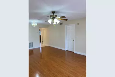 5920 80th Street N #204, Saint Petersburg, FL 33709 - Photo 18
