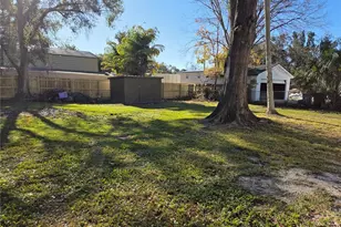 6405 Elliot Dr, Tampa, FL 33615 - Photo 14