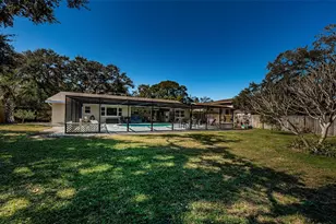 2015 Park St N, Saint Petersburg, FL 33710 - Photo 26