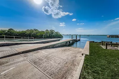 2015 Park Street N, Saint Petersburg, FL 33710 - Photo 32