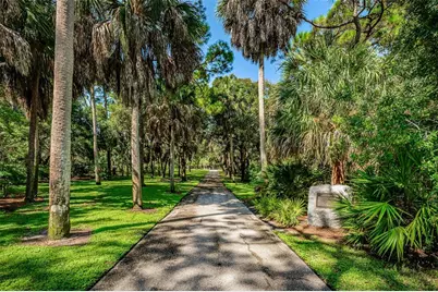 2015 Park Street N, Saint Petersburg, FL 33710 - Photo 42