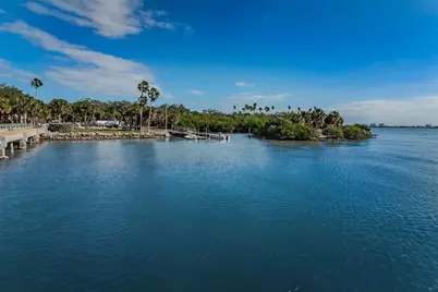 2015 Park Street N, Saint Petersburg, FL 33710 - Photo 36