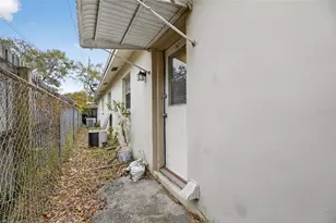 3753 141st Pl, Largo, FL 33771 - Photo 40