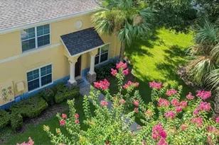 37706 Aaralyn Rd, Zephyrhills, FL 33542 - Photo 2