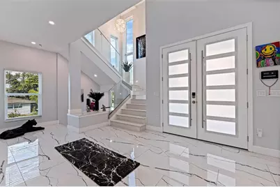 6062 Bayou Grande Boulevard NE, Saint Petersburg, FL 33703 - Photo 8