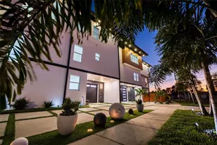 6062 Bayou Grande Blvd NE, Saint Petersburg, FL 33703 - Photo 4