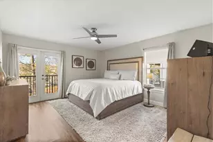 171 Valencia Cir, Saint Petersburg, FL 33716 - Photo 12