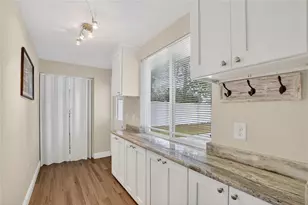 5600 32nd Ave N, Saint Petersburg, FL 33710 - Photo 20