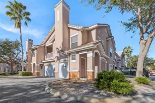 10434 Villa View Cir, Tampa, FL 33647 - Photo 1