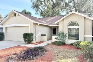 9810 Terrace Trail Ln, Temple Terrace, FL 33637 - Photo 4