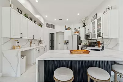 8210 Nature Cove Way, Tampa, FL 33647 - Photo 18