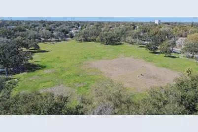 2015 5th Street N, Saint Petersburg, FL 33704 - Photo 52