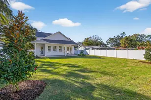 8101 Country Club Rd N, Saint Petersburg, FL 33710 - Photo 38