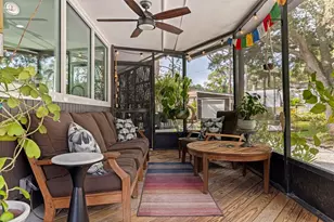 7117 Sunshine Dr S, Saint Petersburg, FL 33705 - Photo 16