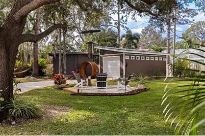 7117 Sunshine Drive S, Saint Petersburg, FL 33705 - Photo 26