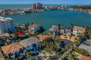 218 Sydney Ln, Redington Shores, FL 33708 - Photo 4