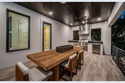 218 Sydney Lane, Redington Shores, FL 33708 - Photo 20