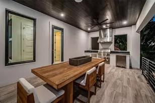 218 Sydney Ln, Redington Shores, FL 33708 - Photo 20