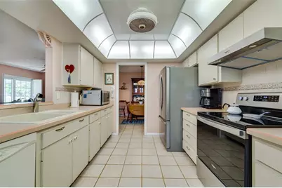 9026 37th Street N #6, Pinellas Park, FL 33782 - Photo 8