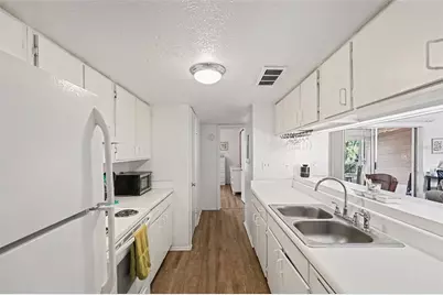 3765 41st Street S #I, Saint Petersburg, FL 33711 - Photo 8