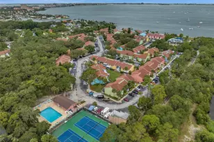 3765 41st St S, Saint Petersburg, FL 33711 - Photo 38