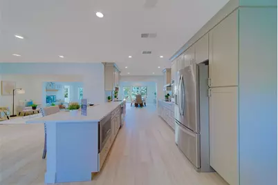 207 Midway Island, Clearwater Beach, FL 33767 - Photo 8