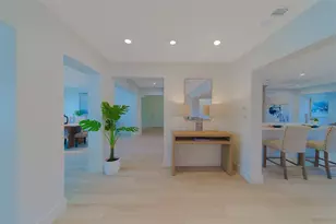 207 Midway Island, Clearwater Beach, FL 33767 - Photo 18