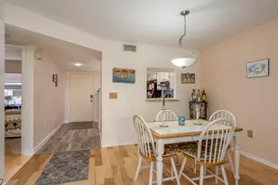 40 W Orange St, Tarpon Springs, FL 34689 - Photo 12