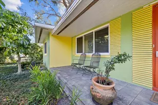 220 22nd Ave SE, Saint Petersburg, FL 33705 - Photo 6