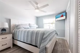 6020 Midnight Pass Rd, Sarasota, FL 34242 - Photo 10