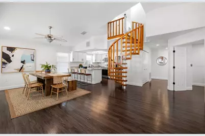 247 126th Avenue, Treasure Island, FL 33706 - Photo 4