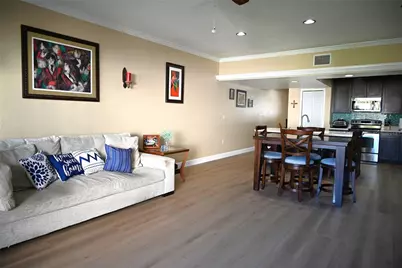 9215 Captiva Circle, Saint Pete Beach, FL 33706 - Photo 4