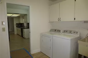 3053 Gregor Ct, Palm Harbor, FL 34684 - Photo 12