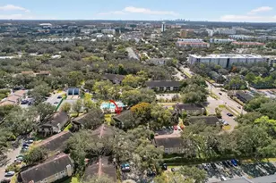 14319 Hanging Moss Cir, Tampa, FL 33613 - Photo 32