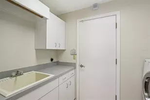 3158 Shoreline Dr, Clearwater, FL 33760 - Photo 20