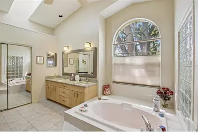 3158 Shoreline Drive, Clearwater, FL 33760 - Photo 14