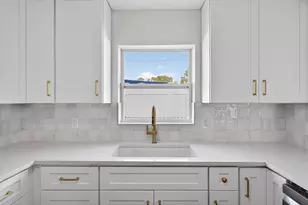 5701 14th Ave N, Saint Petersburg, FL 33710 - Photo 18