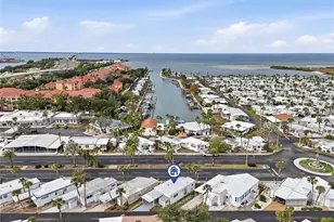 4851 W Gandy Blvd, Tampa, FL 33611 - Photo 46