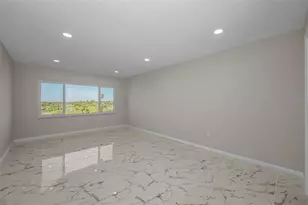 100 Bluff View Dr, Belleair Bluffs, FL 33770 - Photo 32