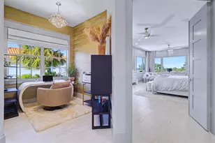 4635 Dolphin Cay Ln S, Saint Petersburg, FL 33711 - Photo 22